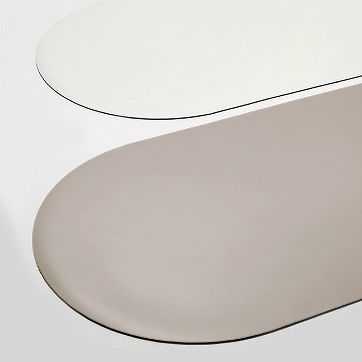 Rounded end of the Lavafor Arc Grip Mat